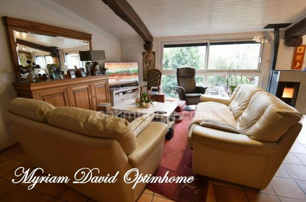 Maison de caractère 252 m² – 6 chambres – Jardin – Coeur de Rostrenen