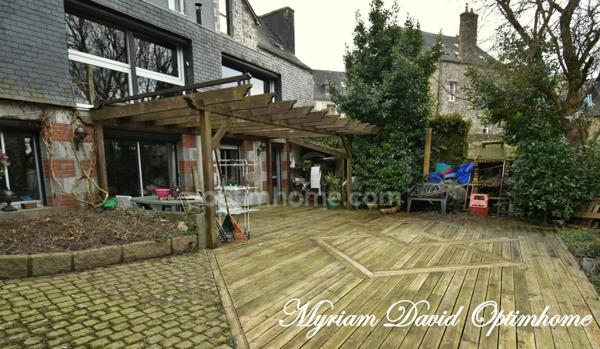 Maison de caractère 252 m² – 6 chambres – Jardin – Coeur de Rostrenen