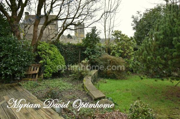 Maison de caractère 252 m² – 6 chambres – Jardin – Coeur de Rostrenen