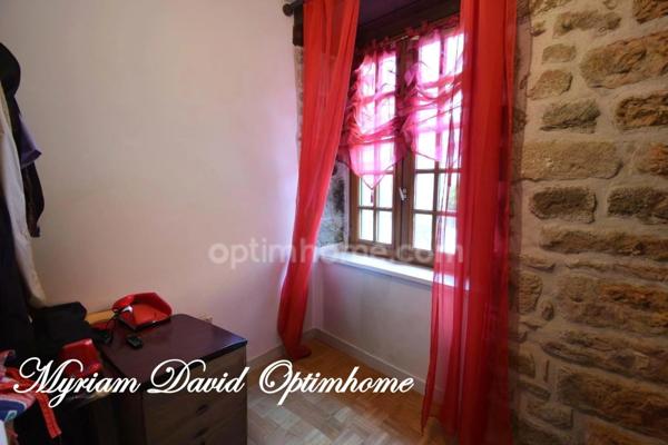 Maison de caractère 252 m² – 6 chambres – Jardin – Coeur de Rostrenen