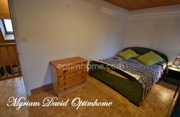 Maison de caractère 252 m² – 6 chambres – Jardin – Coeur de Rostrenen