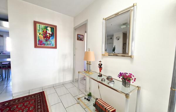 Appartement dernier étage balcon à Saint-Marcellin