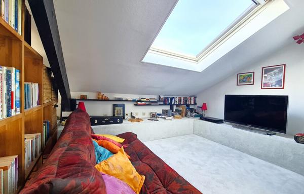 Appartement dernier étage balcon à Saint-Marcellin