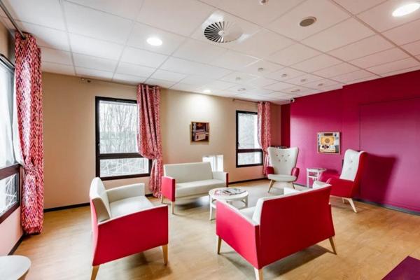 INVESTISSEMENT LOCATIF – Libourne – Clinique Avicenne / Colisée - 5,63 % de rentabilité