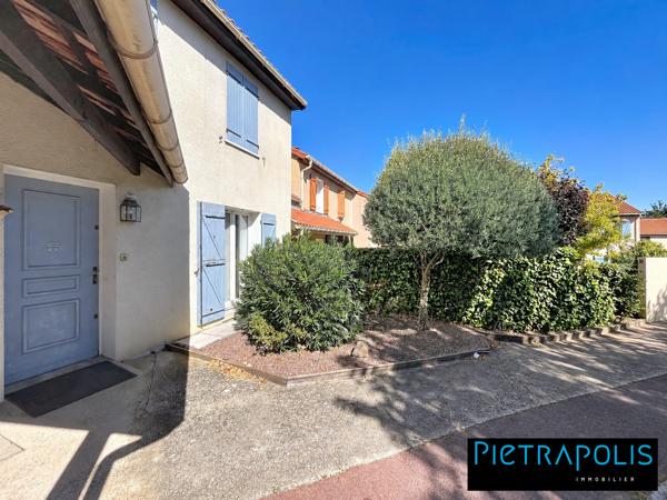 PIERRE-BÉNITE – MAISON FAMILIALE 4 CHAMBRES, JARDIN CLOS ET GARAGE