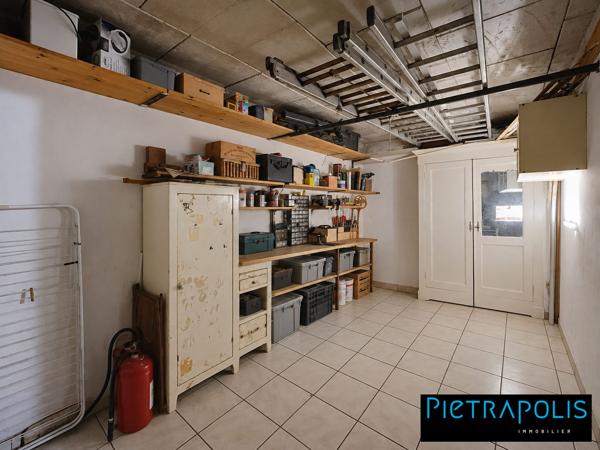 PIERRE-BÉNITE – MAISON FAMILIALE 4 CHAMBRES, JARDIN CLOS ET GARAGE