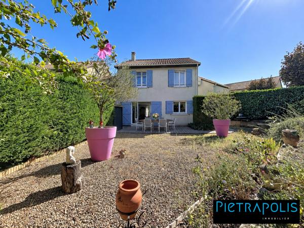 PIERRE-BÉNITE – MAISON FAMILIALE 4 CHAMBRES, JARDIN CLOS ET GARAGE