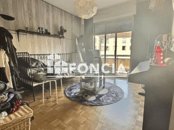 À vendre Appartement 4 pièces 97 m² - Saint-étienne 42000