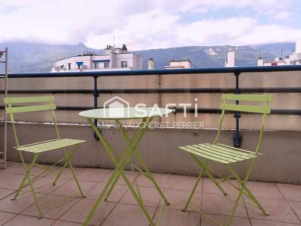 T3 avec vue sur les montagnes !