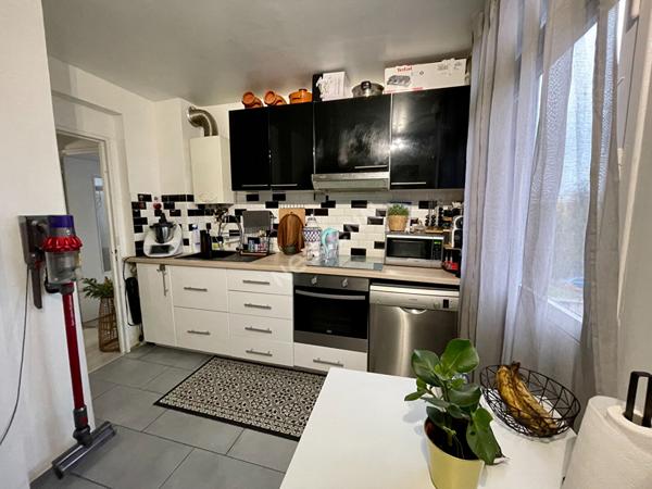 EXCLUSIVITE NESTENN Appartement Rosny Sous Bois 4 pieces 72 m2 avec cave et parking