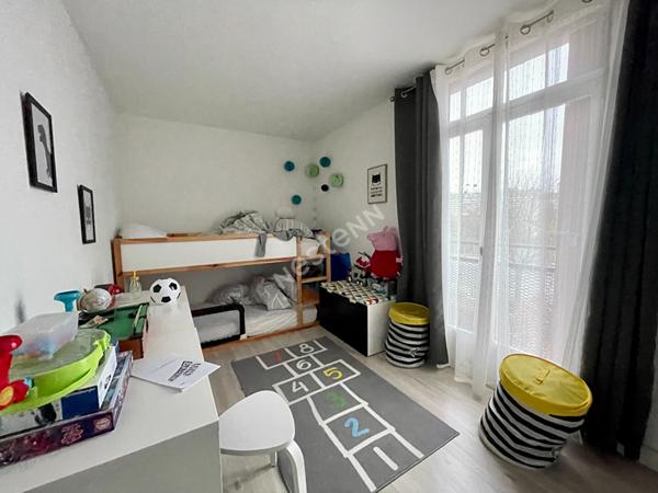 EXCLUSIVITE NESTENN Appartement Rosny Sous Bois 4 pieces 72 m2 avec cave et parking