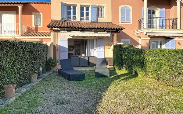 Maison à vendre    3 pièces • 51,02 m2 Saint-Raphaël