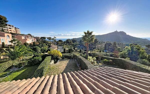 Maison à vendre    3 pièces • 51,02 m2 Saint-Raphaël