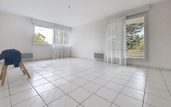 Appartement à vendre    3 pièces •  Tours