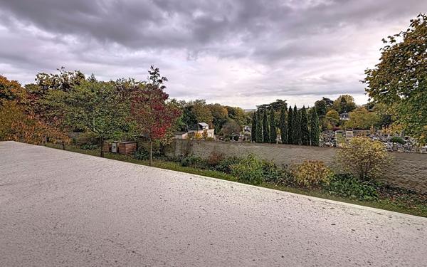 Appartement à vendre    3 pièces •  Tours