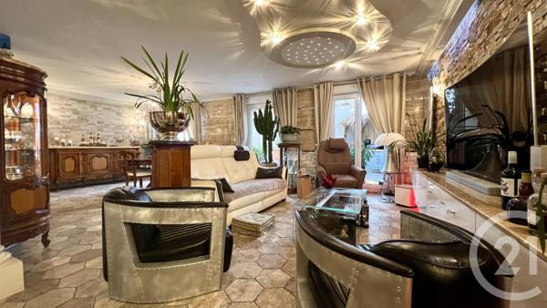 Appartement F5 à vendre  5 pièces - 102,18 m2 ST OUEN L AUMONE - 95