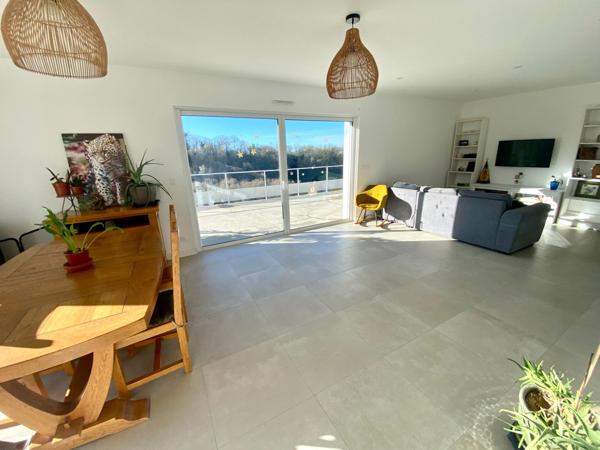 Maison contemporaine (RT2012) avec grande terrasse et vue imprenable de 6 pièces Proche de GRENADE SUR L'ADOUR (40)