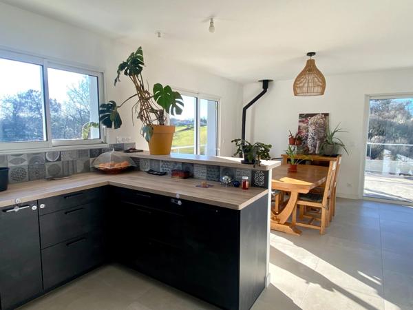 Maison contemporaine (RT2012) avec grande terrasse et vue imprenable de 6 pièces Proche de GRENADE SUR L'ADOUR (40)