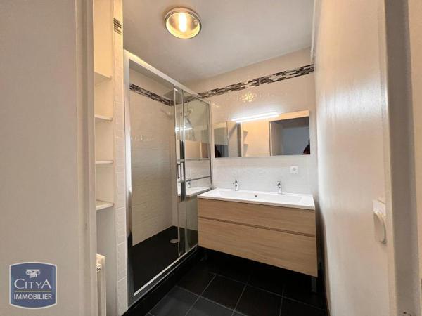 Appartement à louer 2 pièces 51.03m²