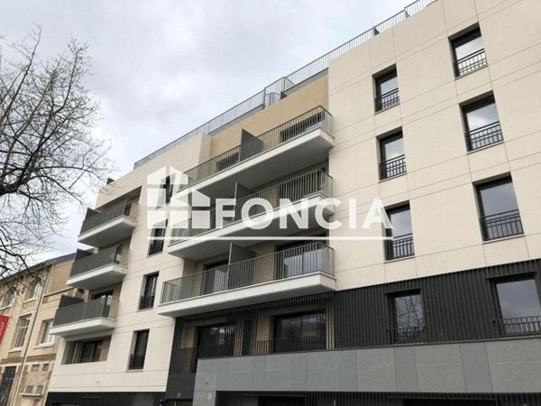 Location Appartement 2 pièces 42.47 m² - 20/24 RUE VALITON Clichy 92110