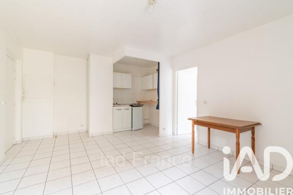 Location studio 31 m² Mantes-la-Ville