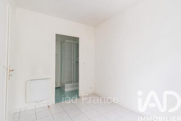 Location studio 31 m² Mantes-la-Ville