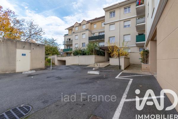 Location studio 31 m² Mantes-la-Ville