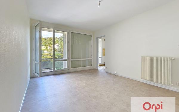Appartement à louer    3 pièces • 61,71 m2 Montluçon