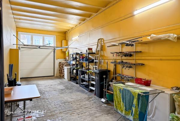 Authentique maison lorraine avec cachet - 7 pièces - 215m2 – grand jardin & annexes – MONTAUVILLE (54)