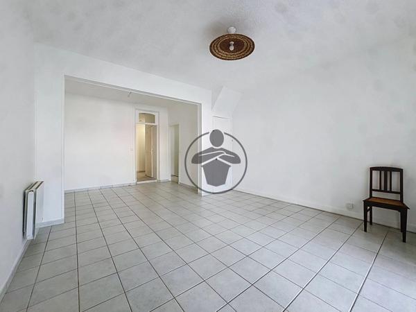 Vente                                                      Maison
                        
                     3 pièces                      67 m2                     à Saint-Quentin