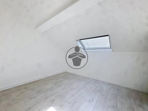 Vente                                                      Maison
                        
                     3 pièces                      67 m2                     à Saint-Quentin