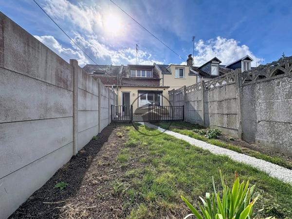 Vente                                                      Maison
                        
                     3 pièces                      67 m2                     à Saint-Quentin