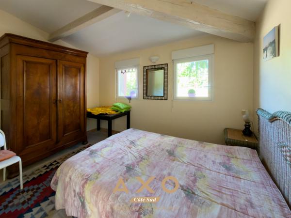 EGUILLES - MAISON - 194 m² - T6 - PISCINE - TERRAIN 1 072 m² - 1 195 000 €