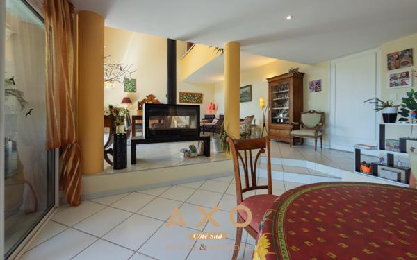 EGUILLES - MAISON - 194 m² - T6 - PISCINE - TERRAIN 1 072 m² - 1 195 000 €
