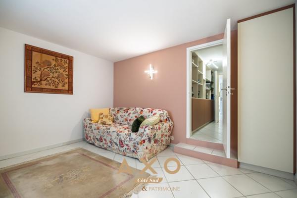 EGUILLES - MAISON - 194 m² - T6 - PISCINE - TERRAIN 1 072 m² - 1 195 000 €