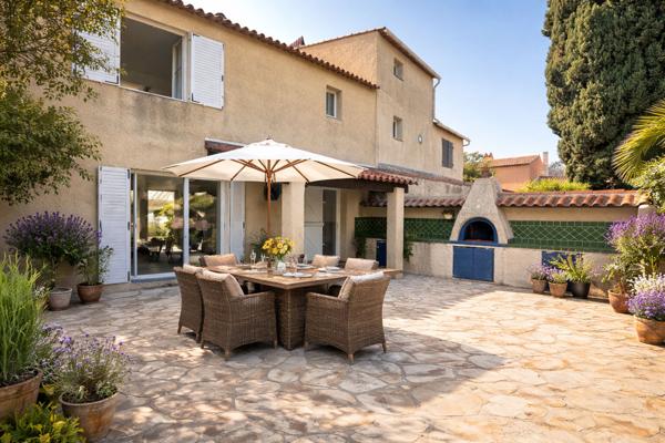 Maison 4 pièces à vendre à Saint-Raphaël avec vue panoramique mer