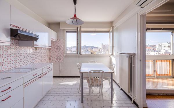 Appartement à vendre    1 pièce • 44 m2 Lyon 6