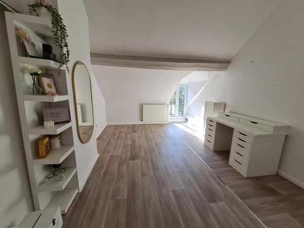 Maison 6 pièces 4 chambres environ 151m²