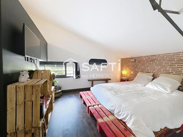 Loft de plus de 160m² avec Piscine et garage - TOULOUSE