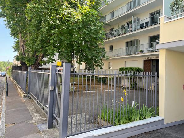 Location parking Nantes : 70 € - AJP Immobilier Nantes Jouzel