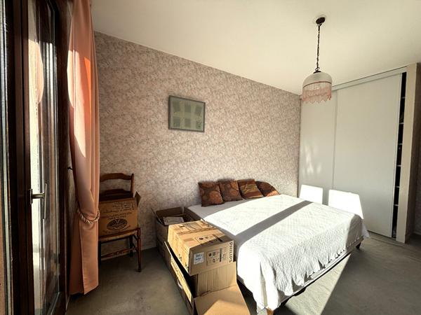 Appartement de 3 pièces très lumineux avec balcon, cave et garage, proche du centre de La Motte-Servolex