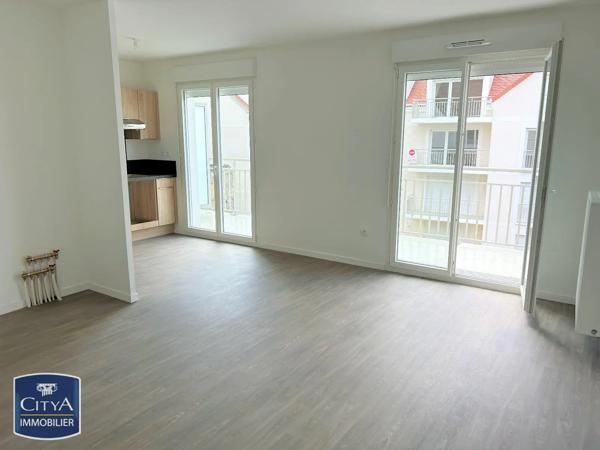 Appartement à louer 3 pièces 59.72m² Creil (60100)