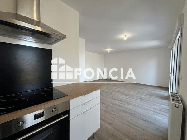 Location Appartement 3 pièces 69.78 m² - 10 Rue de Port Royal Honfleur 14600