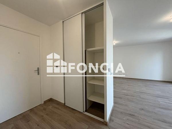 Location Appartement 3 pièces 69.78 m² - 10 Rue de Port Royal Honfleur 14600