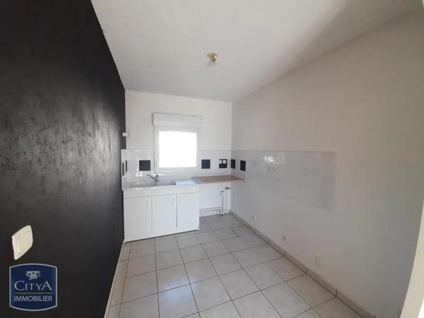 Maison à louer 3 pièces 66.34m² Nersac (16440)
