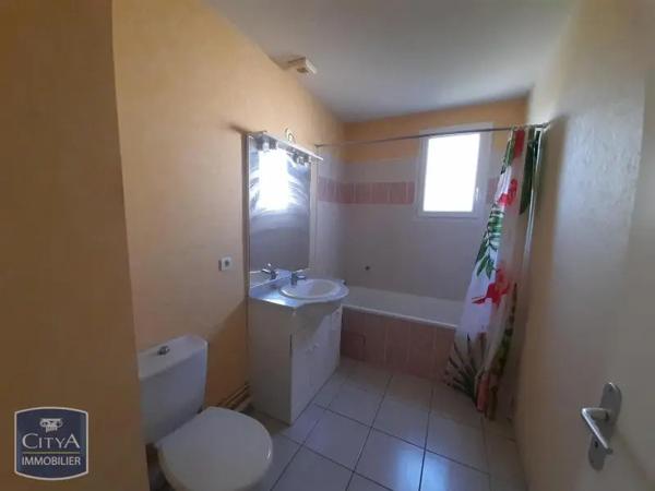 Maison à louer 3 pièces 66.34m² Nersac (16440)