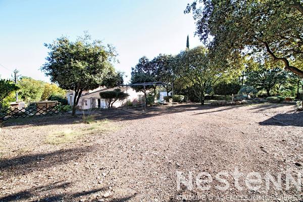 A VENDRE MAISON TRANS EN PROVENCE 145m² - au CALME - 2945 m² de terrain - Piscine