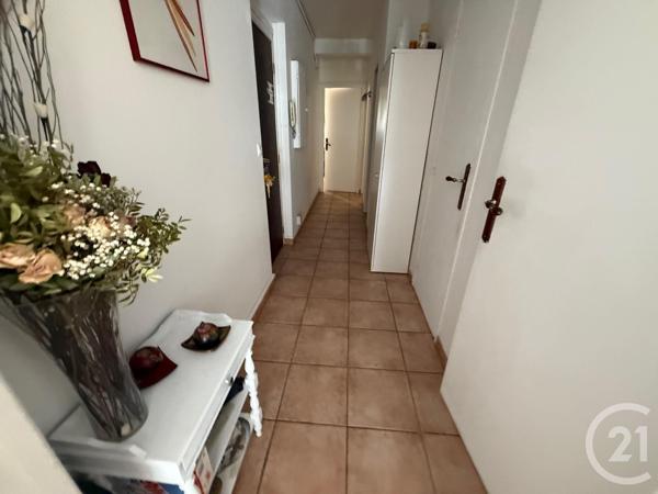 Appartement F2 à vendre  2 pièces - 48 m2 LES PINS - 16