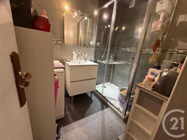 Appartement F2 à vendre  2 pièces - 48 m2 LES PINS - 16