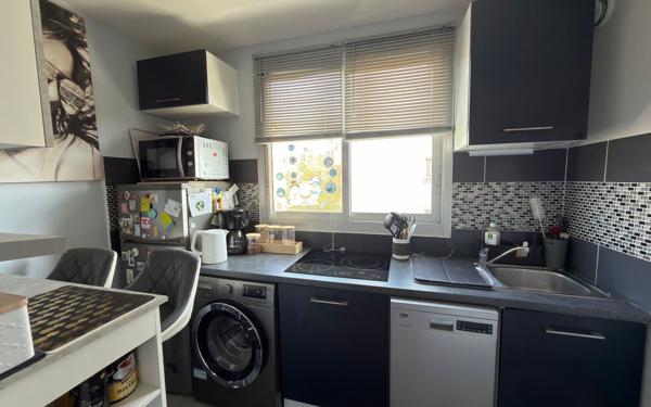 Appartement à vendre    1 pièce • 34,85 m2 Saint-Maur-des-Fossés